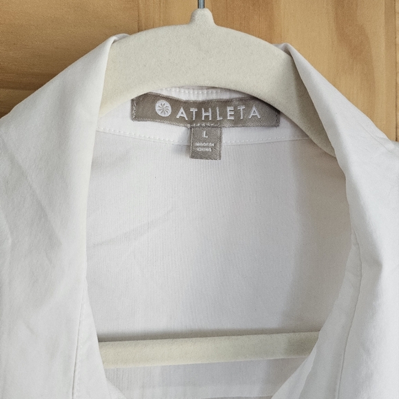 EUC Athleta buttoned side split shirt tunic L - Picture 3 of 4